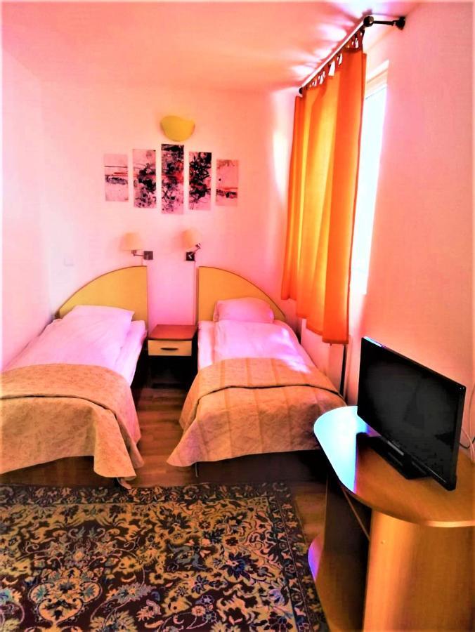 Hotel Dolce Far Niente Brasov Bagian luar foto
