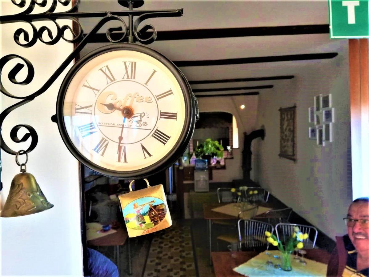 Hotel Dolce Far Niente Brasov Bagian luar foto
