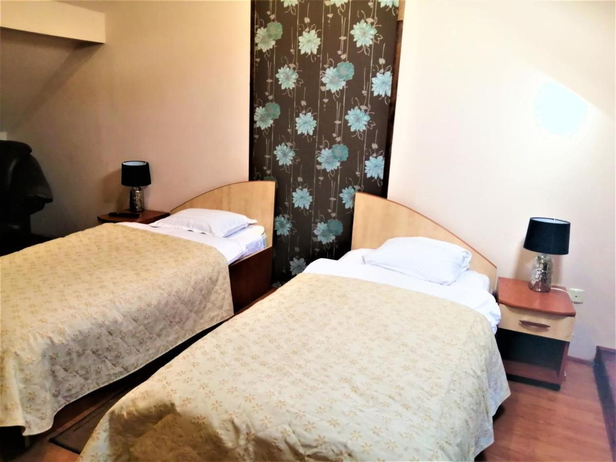 Hotel Dolce Far Niente Brasov Bagian luar foto