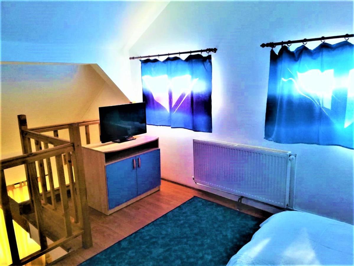 Hotel Dolce Far Niente Brasov Bagian luar foto